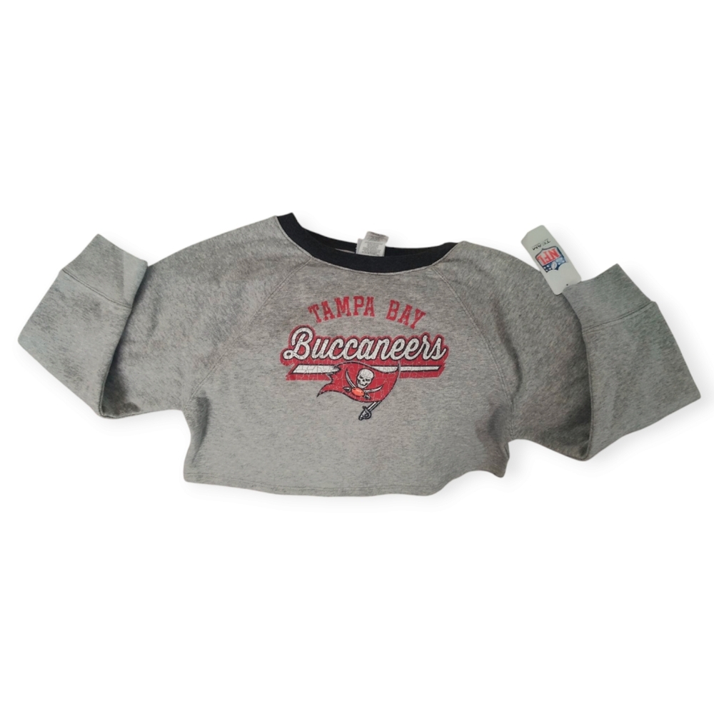 Tampa Bay Buccaneers Cropped Sweatshirt